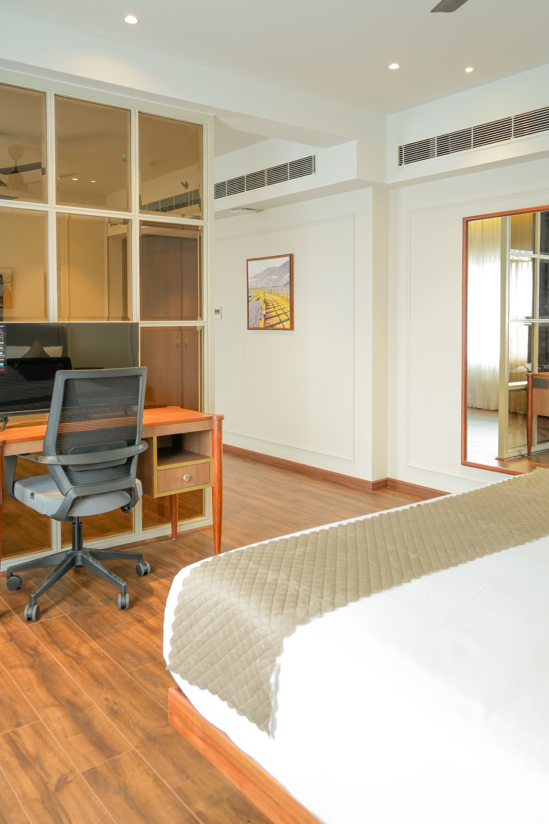 Experience Royal Elegance